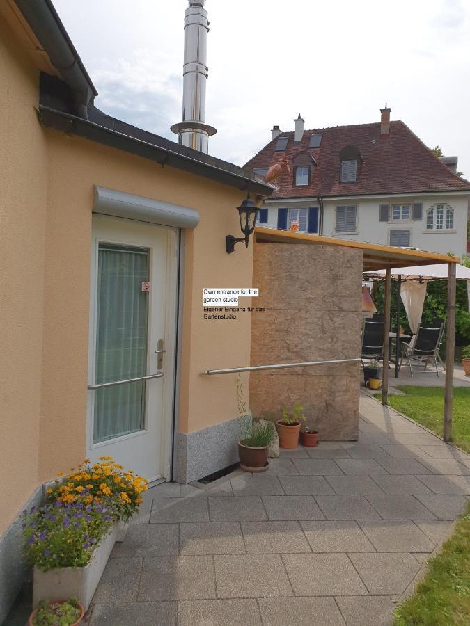 Niros Bed & Breakfast Birsfelden Buitenkant foto