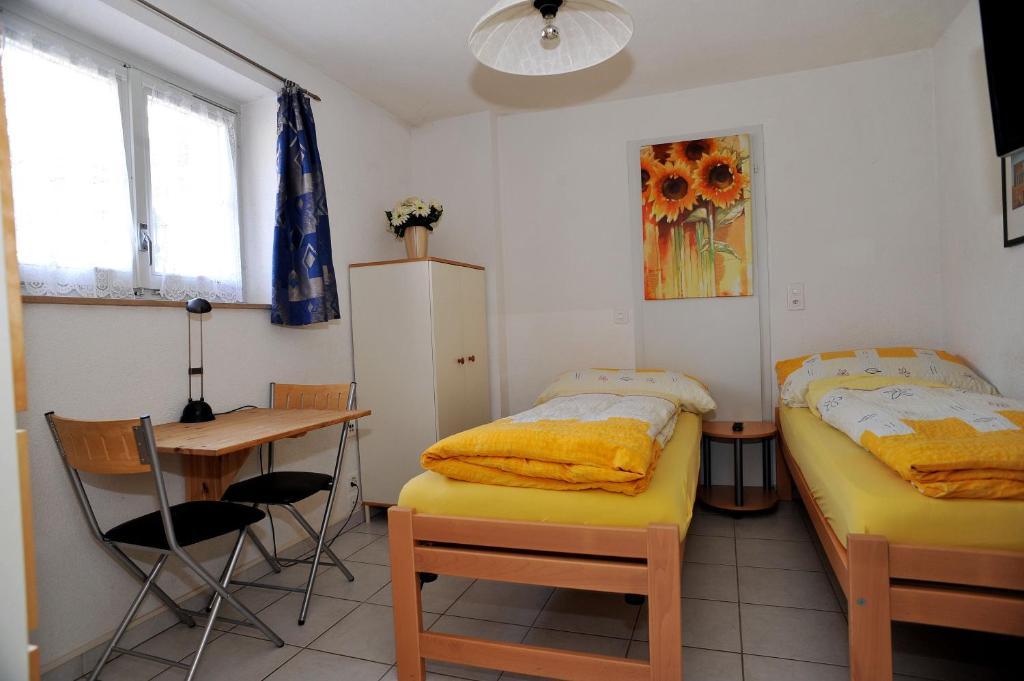 Niros Bed & Breakfast Birsfelden Buitenkant foto