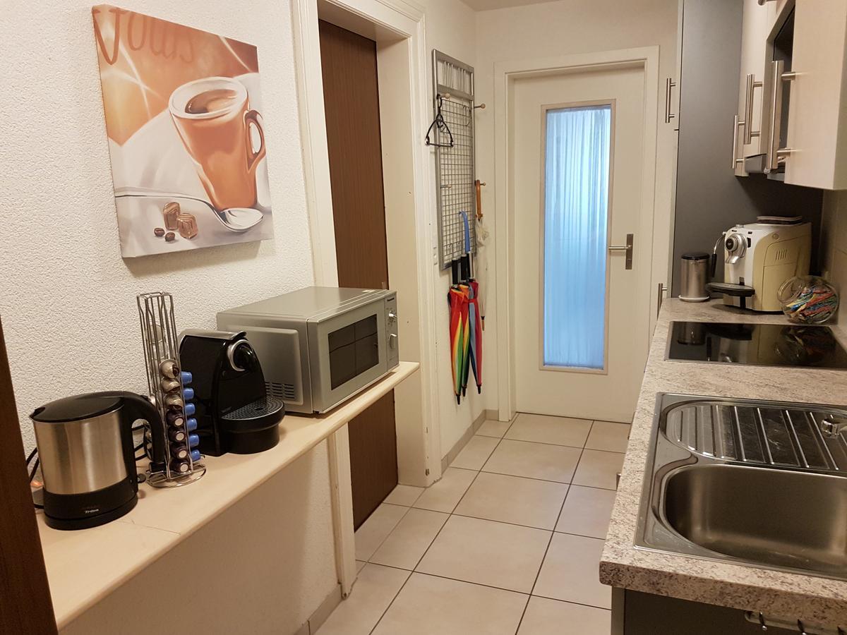 Niros Bed & Breakfast Birsfelden Buitenkant foto